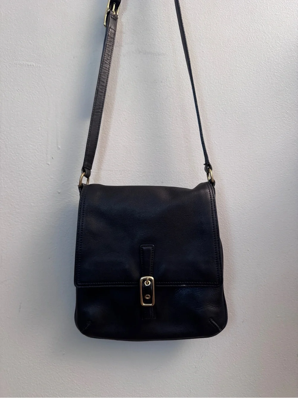 Vintage Coach Legacy Crossbody Bag – Style 9592